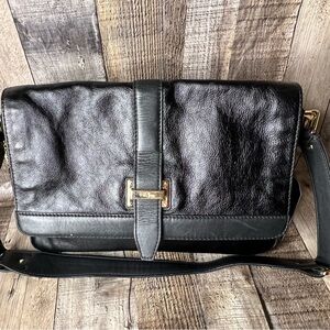 COLE HAAN BLACK LEATHER SHOULDER BAG HANDBAG PURSE SMALL SIZE